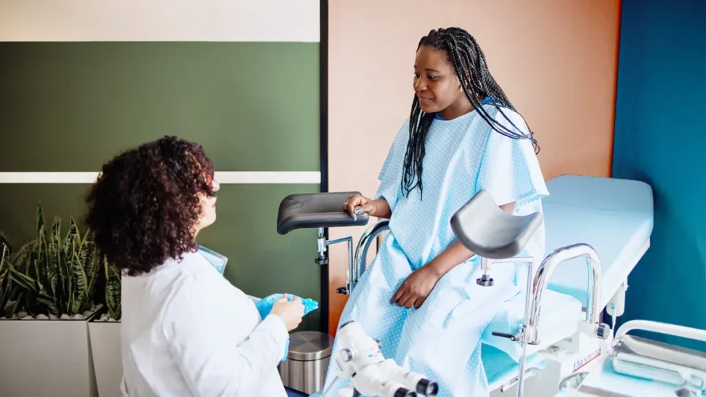 How a Family Medicine Doctor and Gynaecologist in Ajman Work Together for Women’s Health